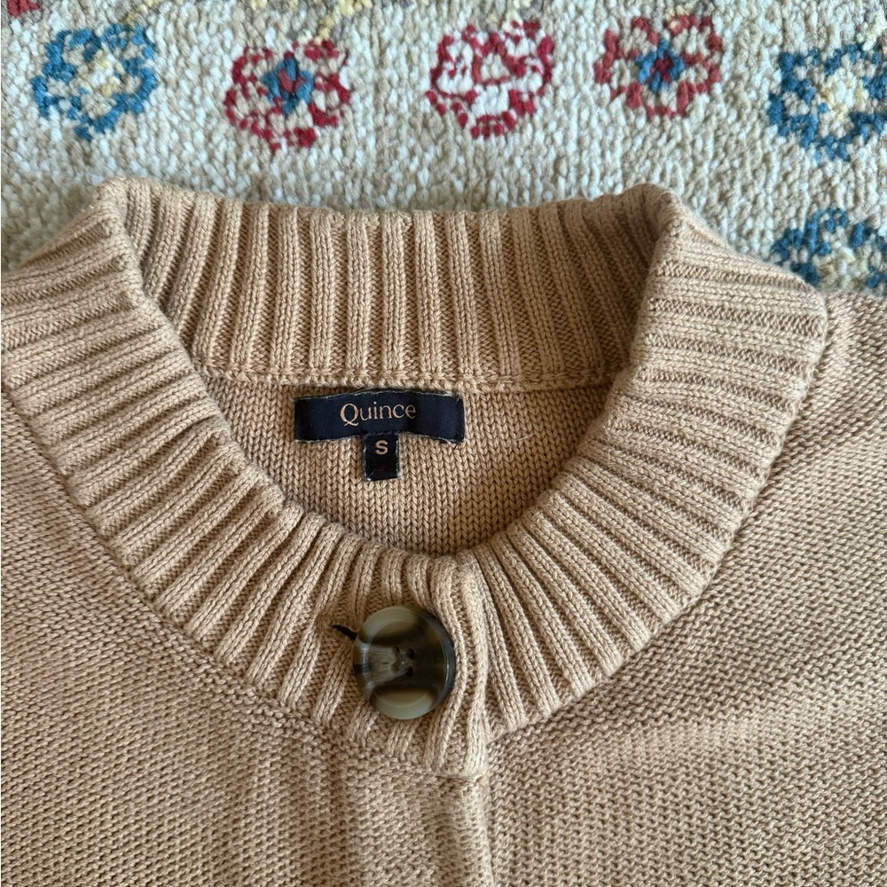 Quince Beige Button-Front Cropped Cardigan - Picture 2 of 4